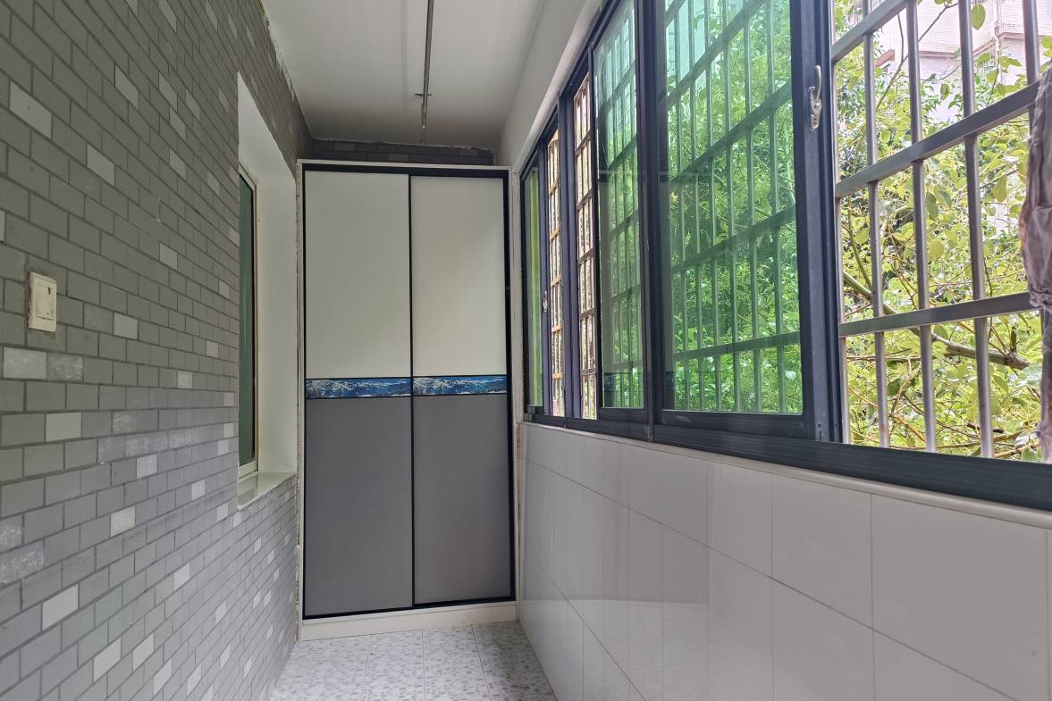 金柘小区  3室2厅1卫   1800.00元/月室内图