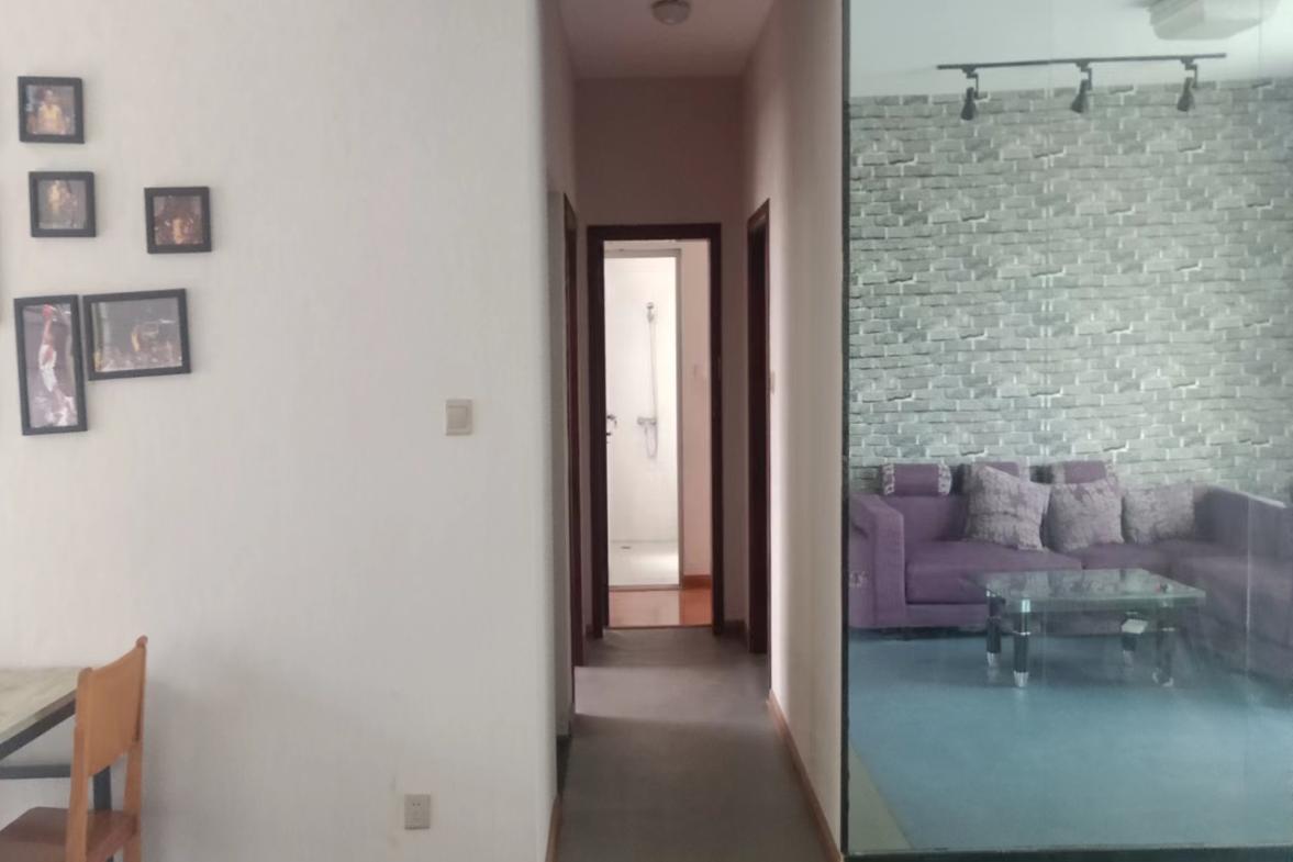 南风苑  3室2厅2卫    2000.0元/月户型图