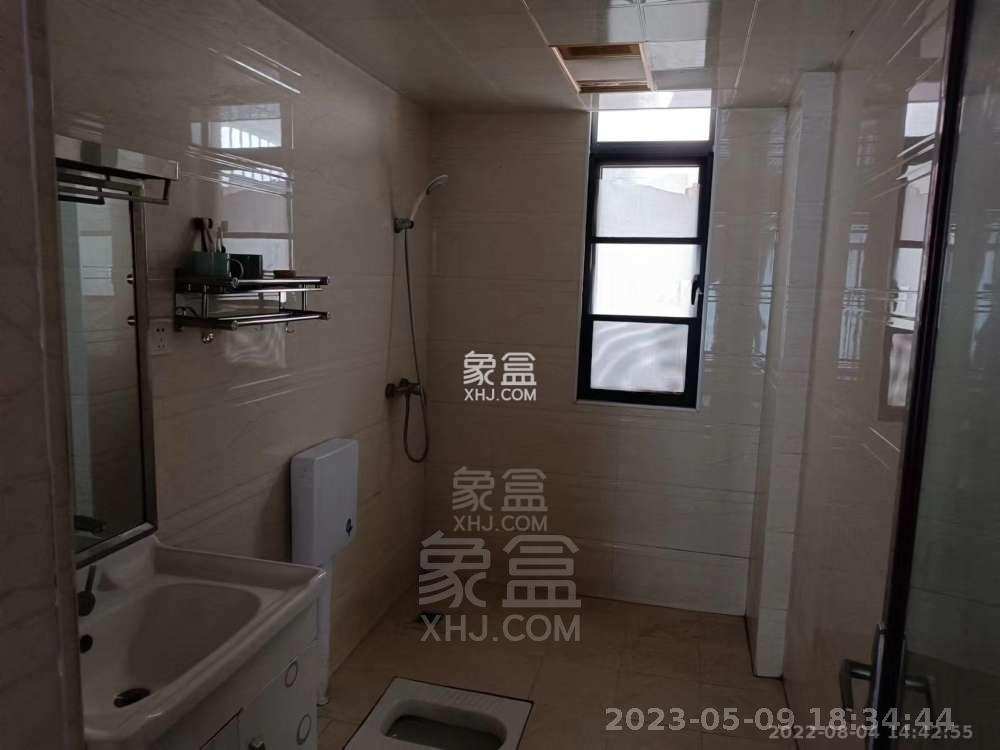 湘银星城  3室2厅2卫    1600.0元/月室内图