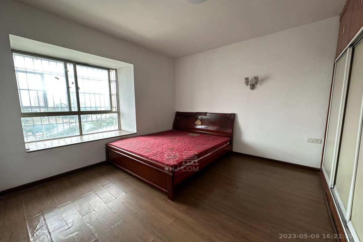 御华府  3室2厅1卫    1500.0元/月室内图