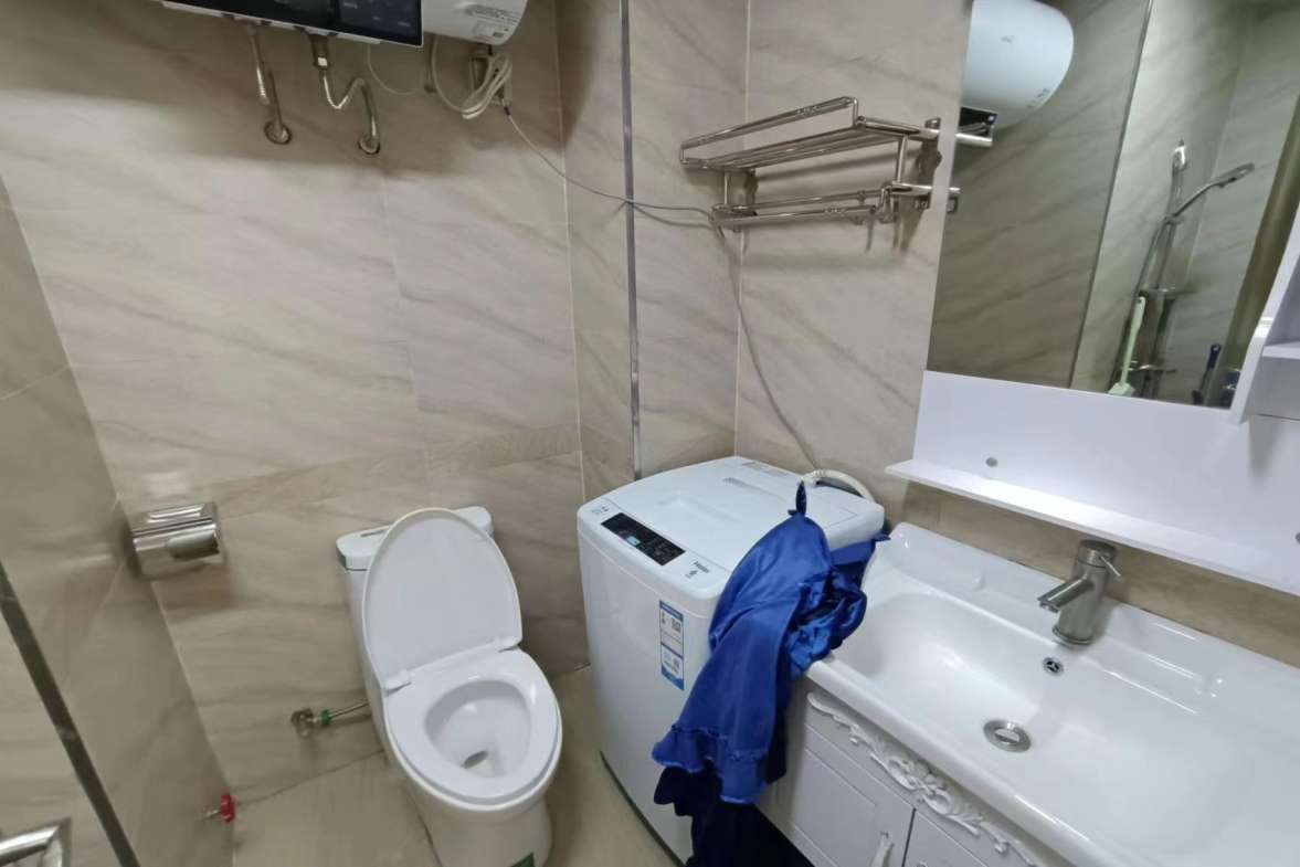 富川CEO大厦  1室0厅1卫   1800.00元/月室内图