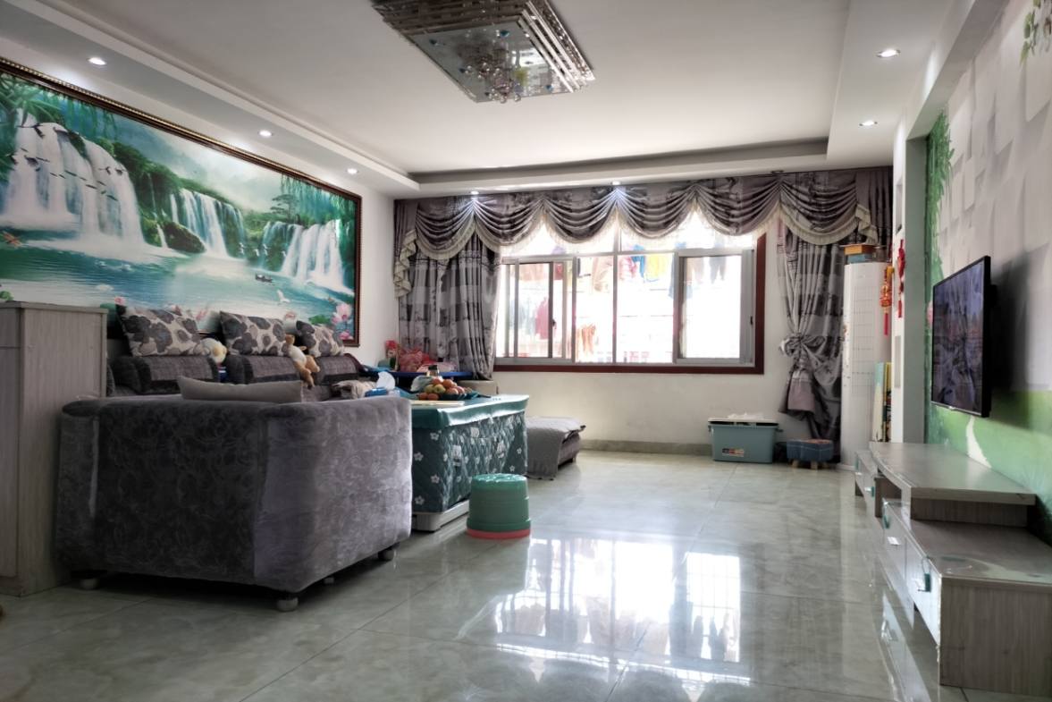 中医院家属楼 3室2厅2卫 68.80万 中医院家属楼 3室2厅2卫 68.80万室内图