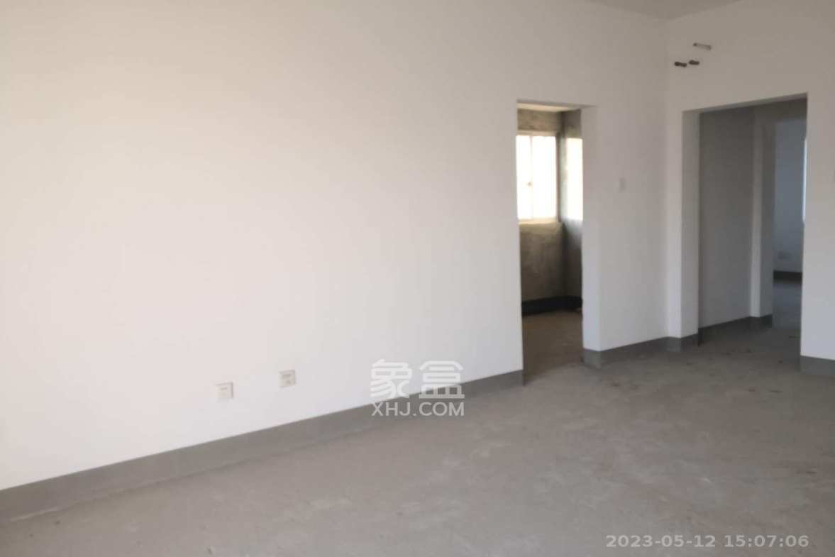 桃阳苑(省人大单位房) 5室2厅2卫 2200.0元/月 桃阳苑(省人大单位房) 5室2厅2卫 2200.0元/月室内图