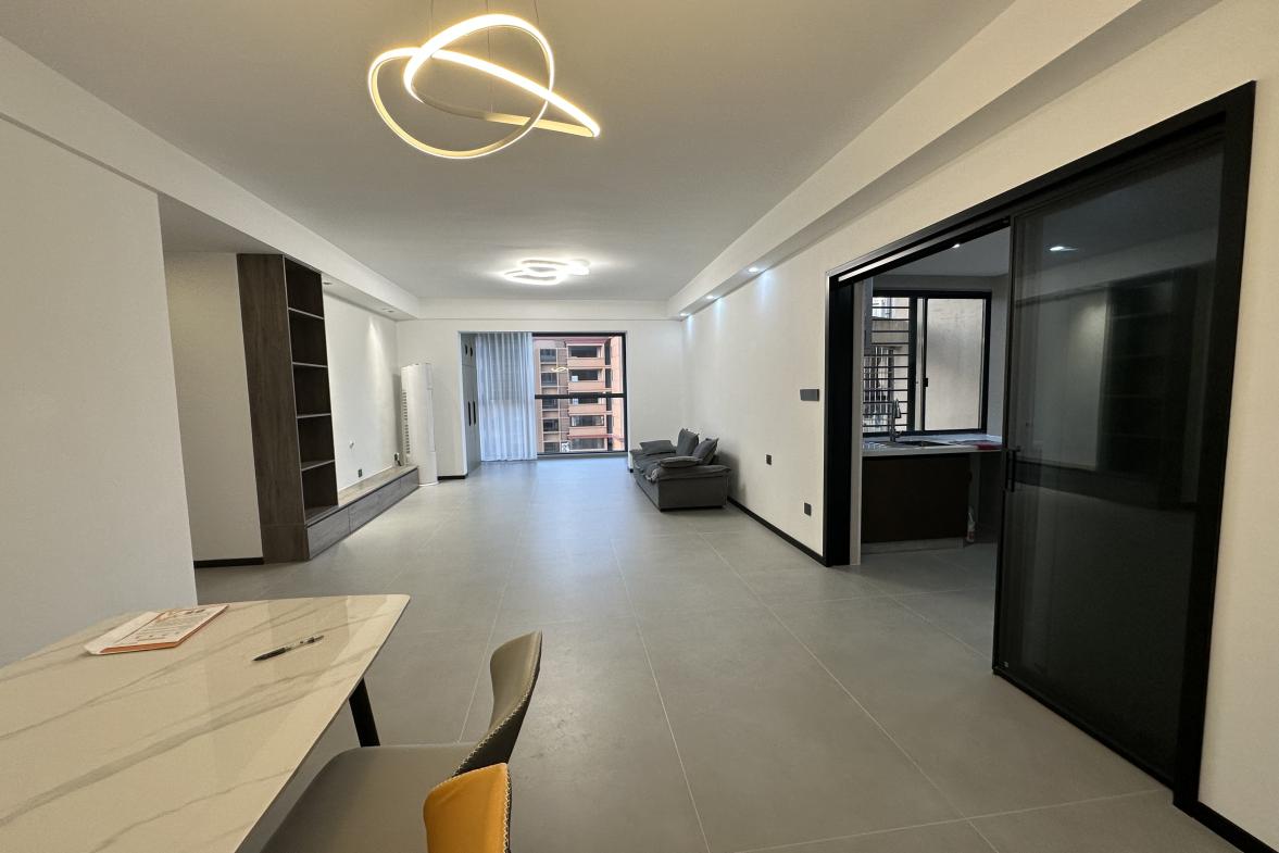 丰荟国际  3室2厅2卫    2600.0元/月室内图1