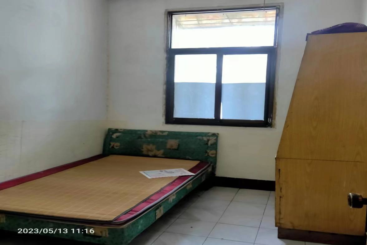 旁山冲 2室1厅1卫 600.0元/月 旁山冲 2室1厅1卫 600.0元/月室内图