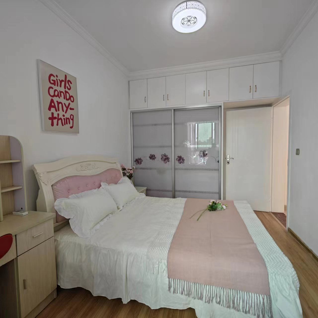 西子莲花  1室1厅1卫    1800.0元/月