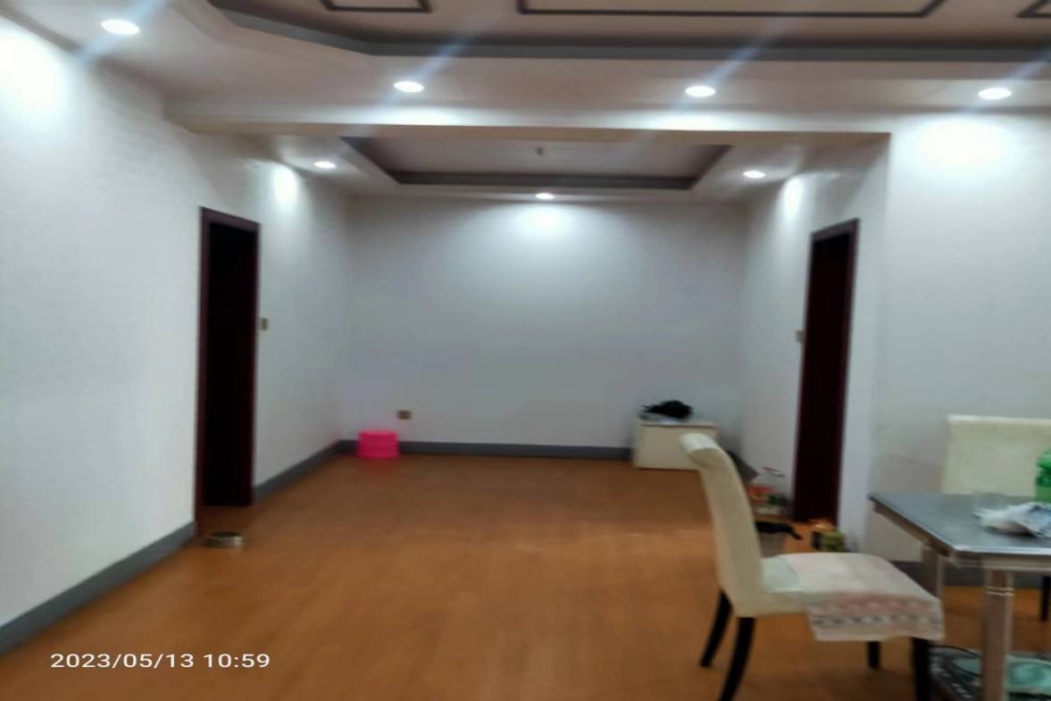 湘中农贸市场(湘怡花园) 4室2厅2卫 1600.0元/月 湘中农贸市场(湘怡花园) 4室2厅2卫 1600.0元/月室内图