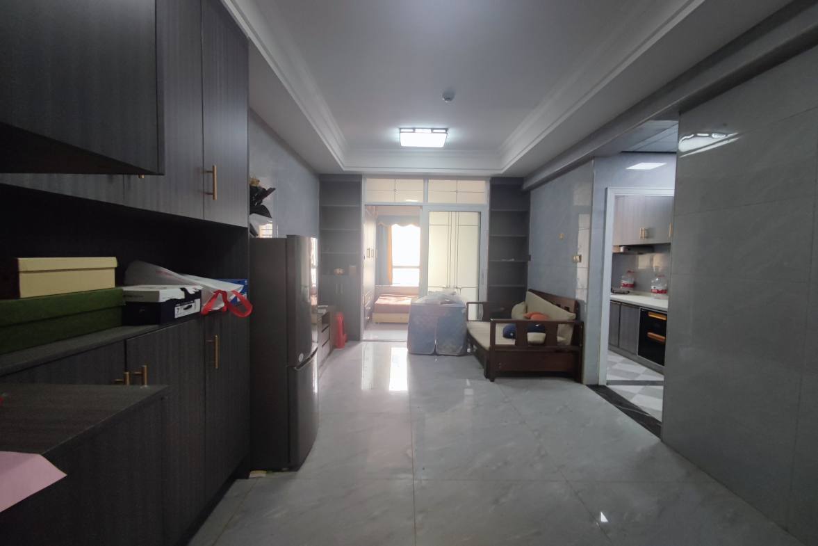 百弘学府城  1室1厅1卫    1100.0元/月 百弘学府城  1室1厅1卫    1100.0元/月室内图