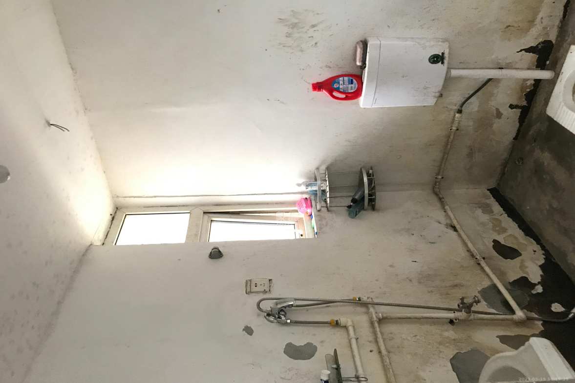 庄园心伽泊  3室2厅1卫    1500.0元/月室内图