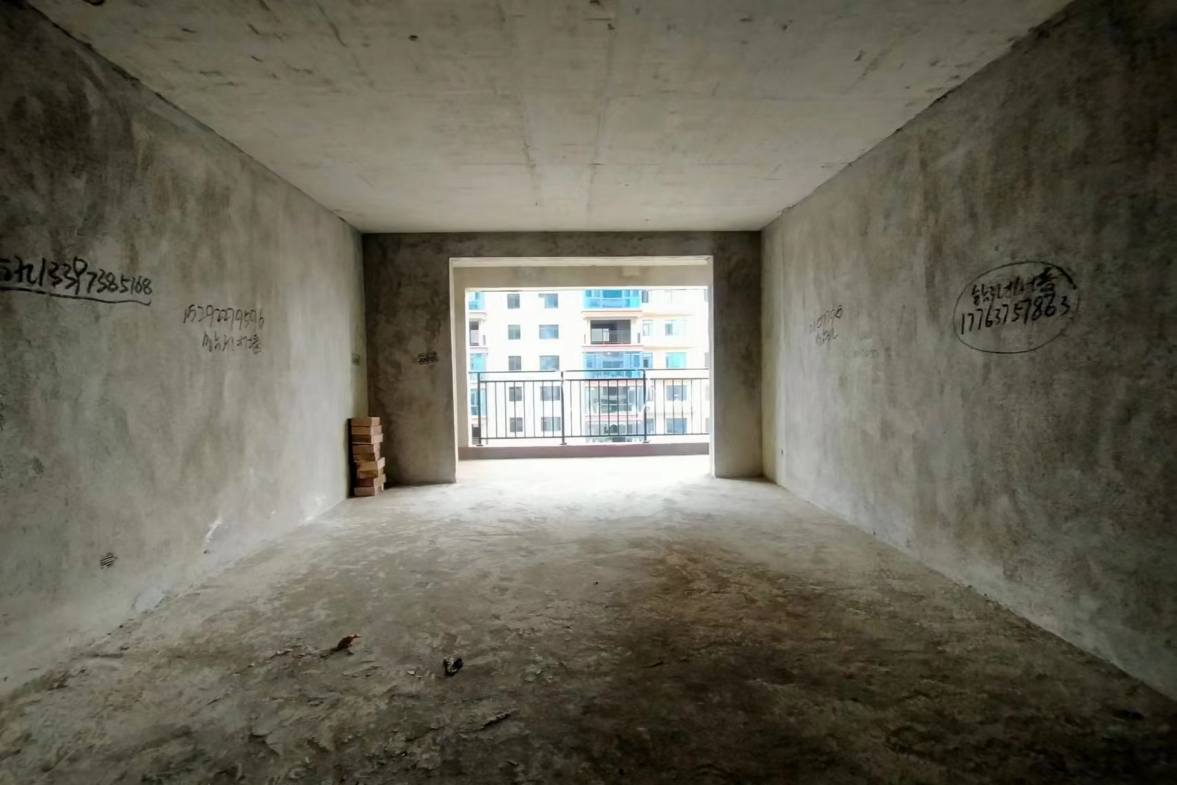 东盛佳园（检察院宿舍）  3室2厅2卫   98.00万室内图