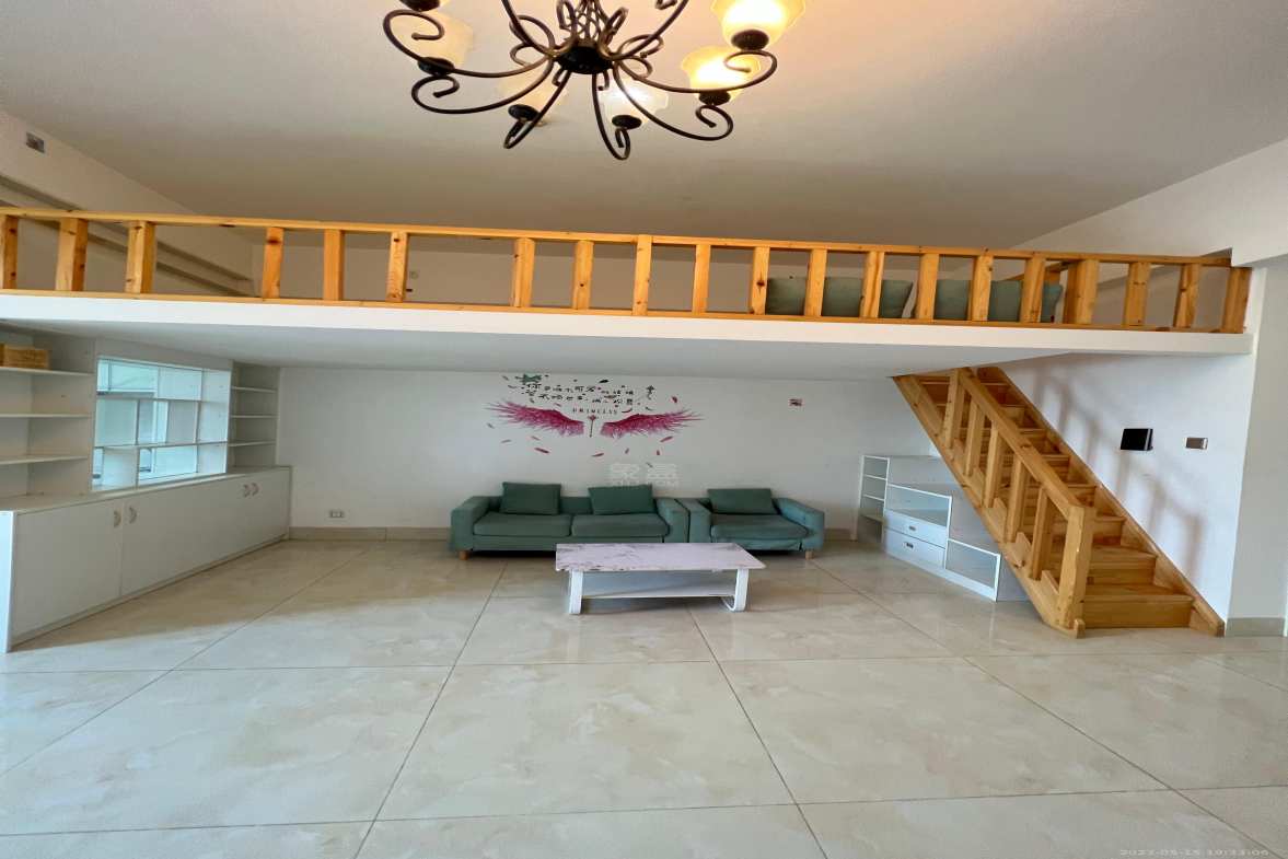 白金汉宫  1室1厅1卫    1500.0元/月室内图