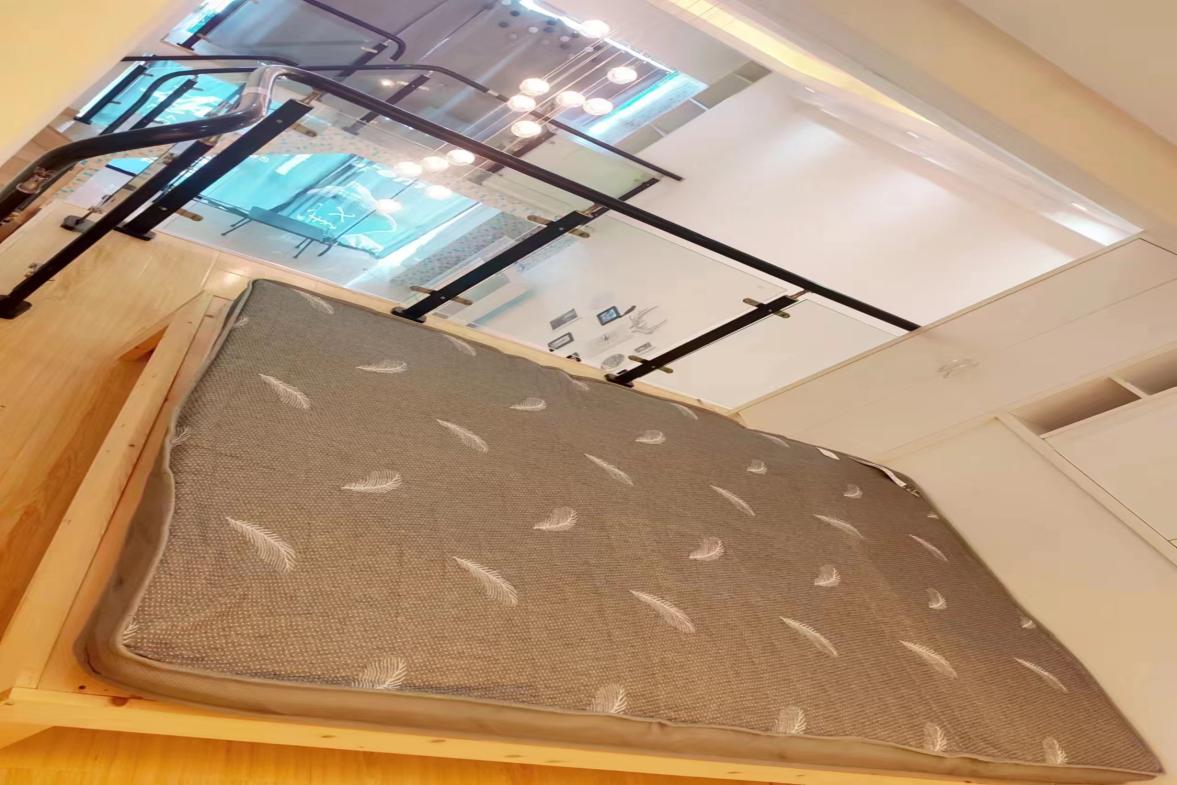 云顶上品  1室1厅1卫   1600.00元/月室内图