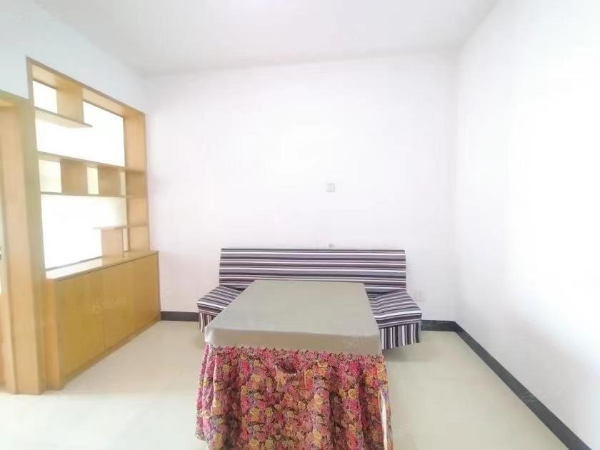 新外滩  2室1厅1卫    35.8万室内图