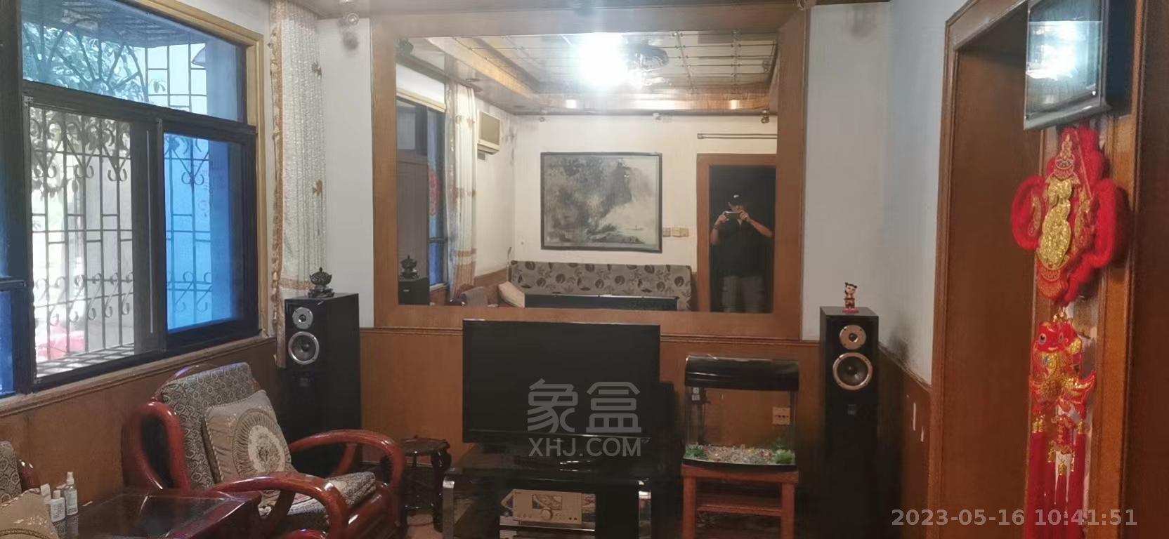 滨江一村  3室1厅1卫   1300.00元/月室内图
