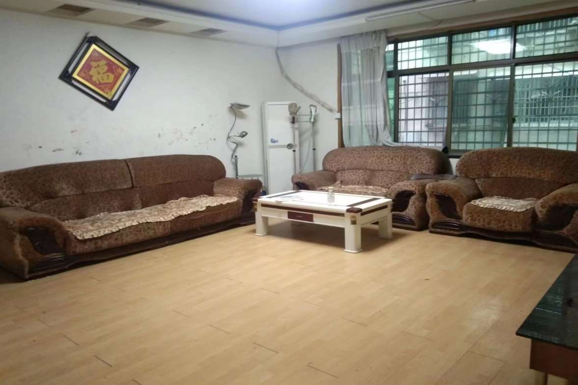晓园小区  3室2厅2卫   45.80万室内图