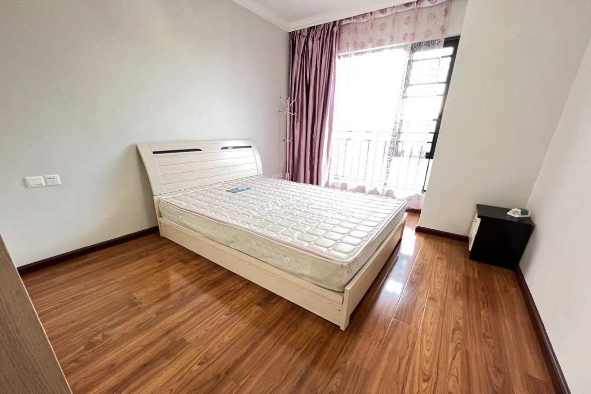 美的林城时代  4室2厅2卫    4500.0元/月 美的林城时代  4室2厅2卫    4500.0元/月室内图