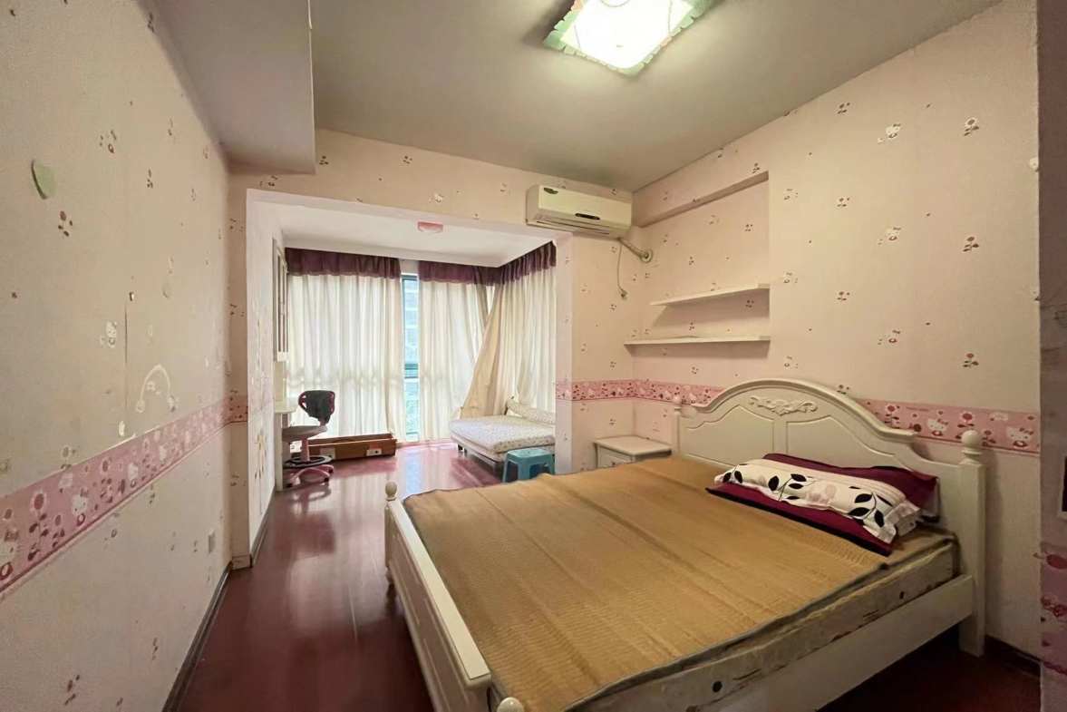 新城国际  0室0厅0卫   2500.00元/月室内图