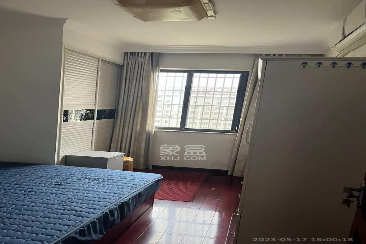 满庭芳小区 3室2厅2卫 4000.0元/月 满庭芳小区 3室2厅2卫 4000.0元/月室内图