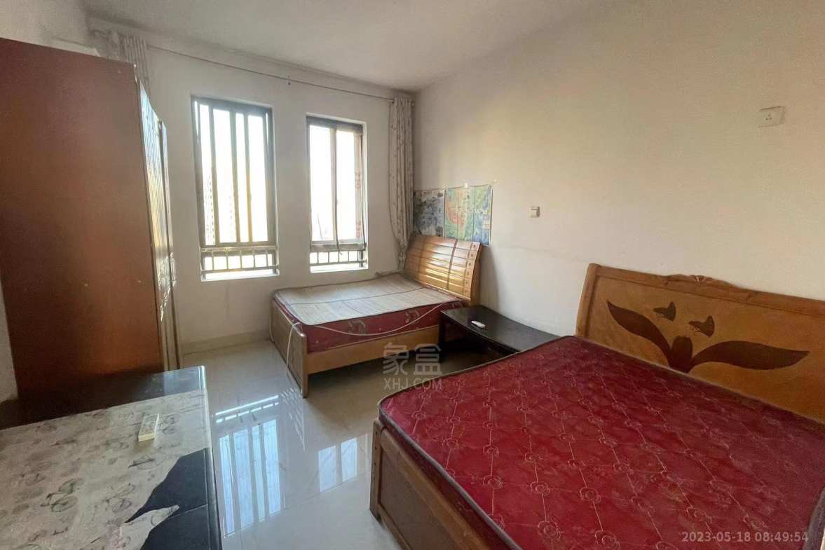 嘉盛华府 3室2厅2卫 1600.0元/月 嘉盛华府 3室2厅2卫 1600.0元/月小区图