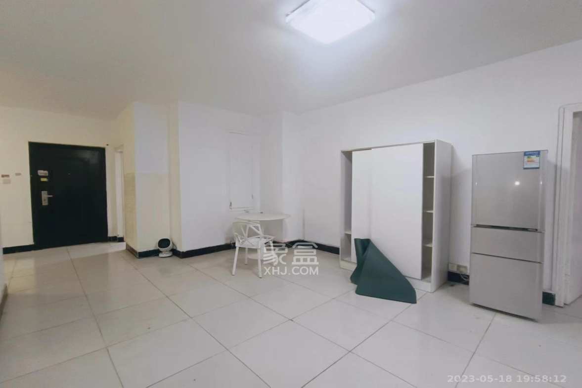 慧丰楼 3室2厅1卫 3800.0元/月 慧丰楼 3室2厅1卫 3800.0元/月室内图