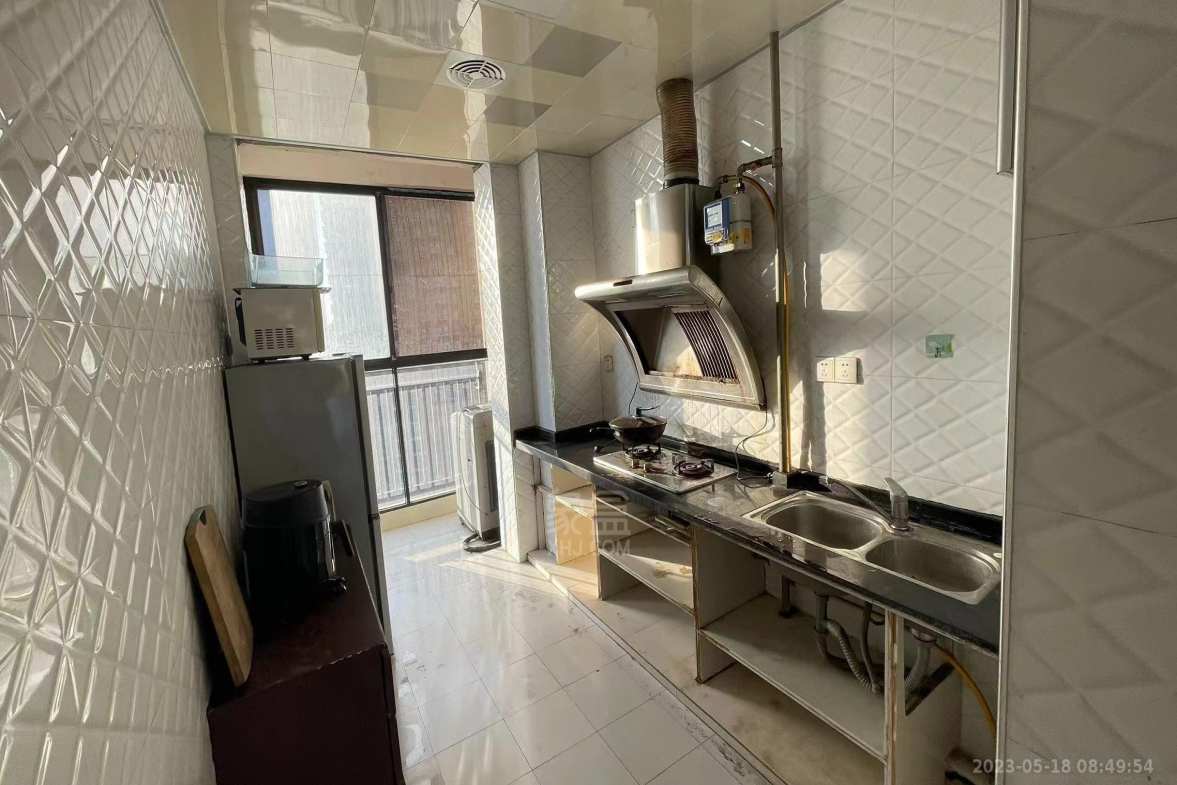 嘉盛华府 3室2厅2卫 1600.0元/月 嘉盛华府 3室2厅2卫 1600.0元/月小区图