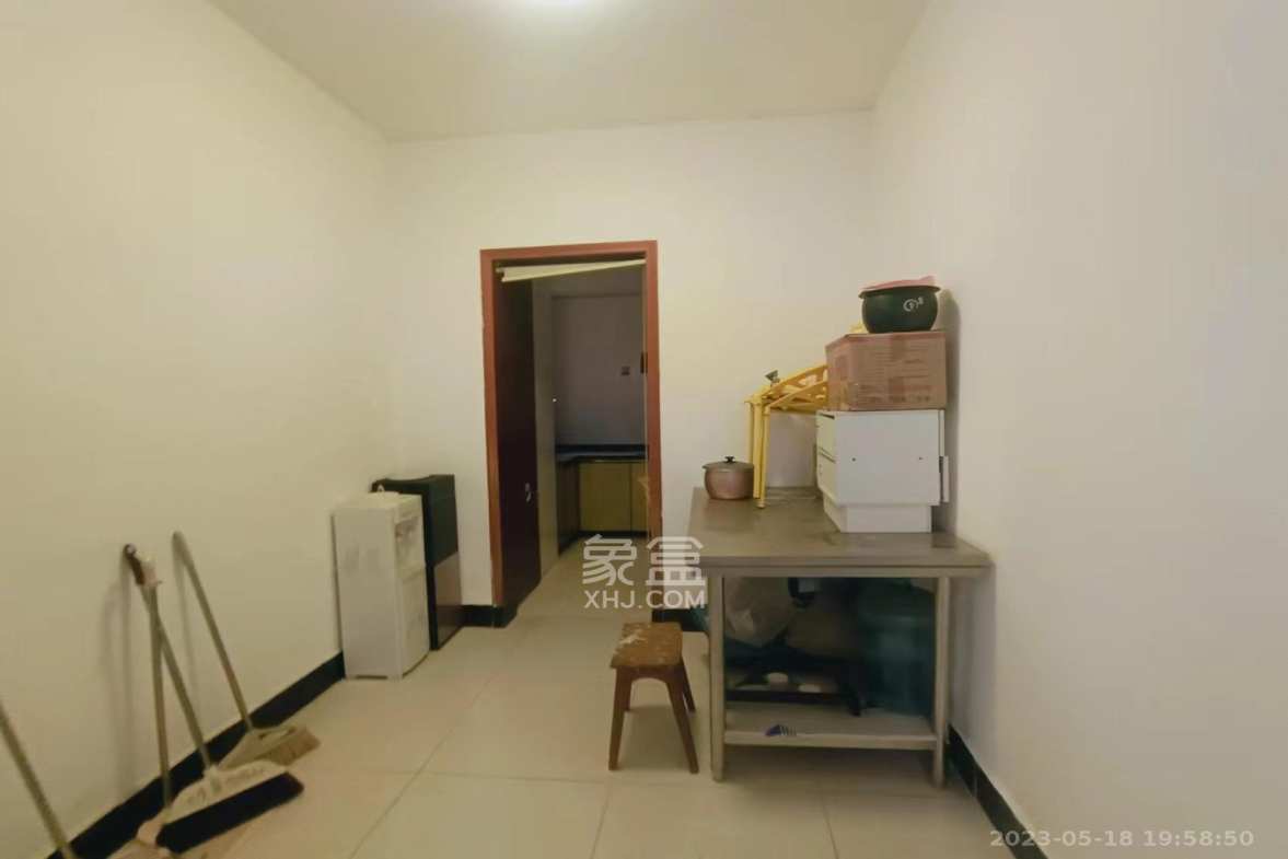 慧丰楼 3室2厅1卫 3800.0元/月 慧丰楼 3室2厅1卫 3800.0元/月室内图