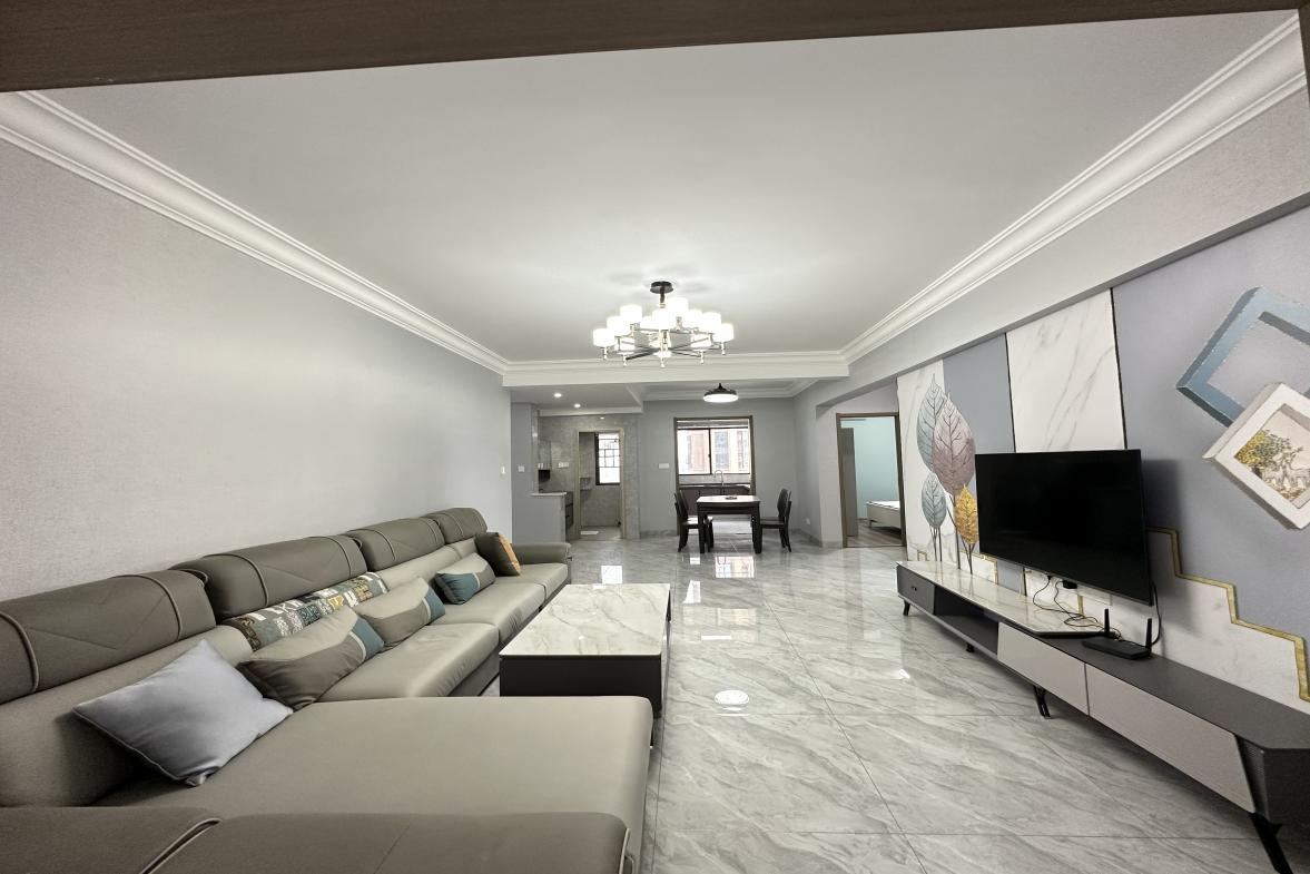 天伦国际  4室2厅2卫   3500.00元/月室内图