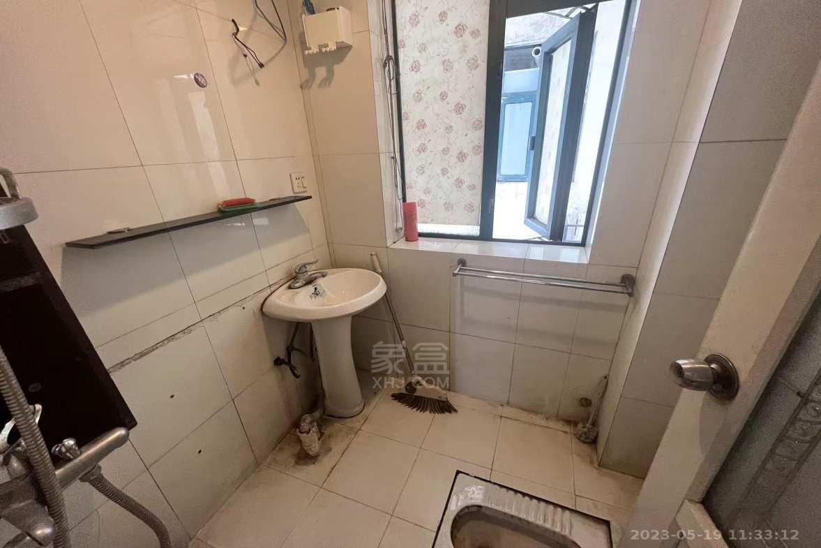 摩登摩天  2室1厅1卫    1500.0元/月室内图