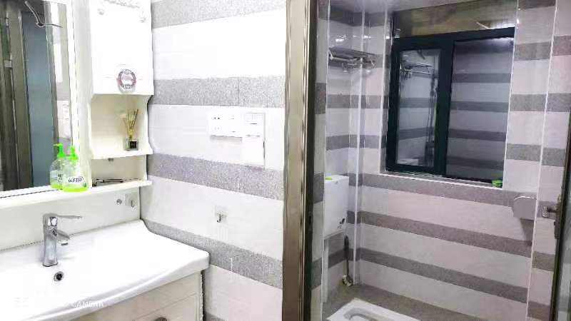 金谷湾小区 3室1厅1卫 2600.00元/月 金谷湾小区 3室1厅1卫 2600.00元/月室内图