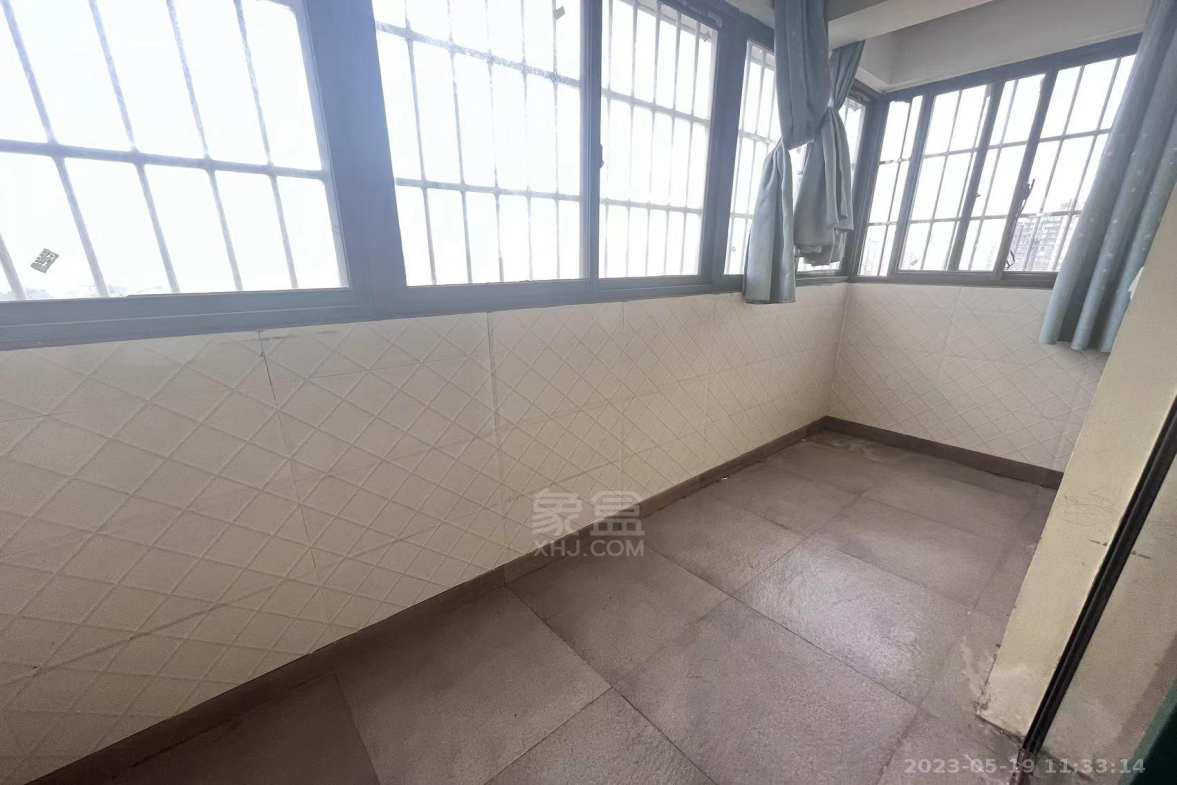 摩登摩天  2室1厅1卫    1500.0元/月室内图