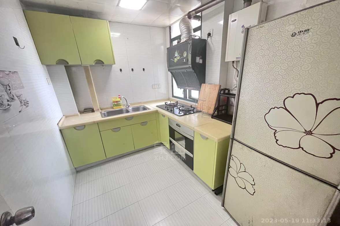 摩登摩天  2室1厅1卫    1500.0元/月室内图