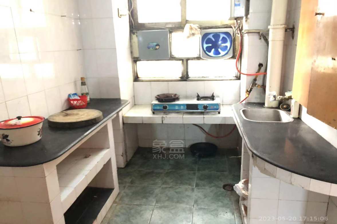 新荷家园 2室1厅1卫 1100.0元/月 新荷家园 2室1厅1卫 1100.0元/月室内图