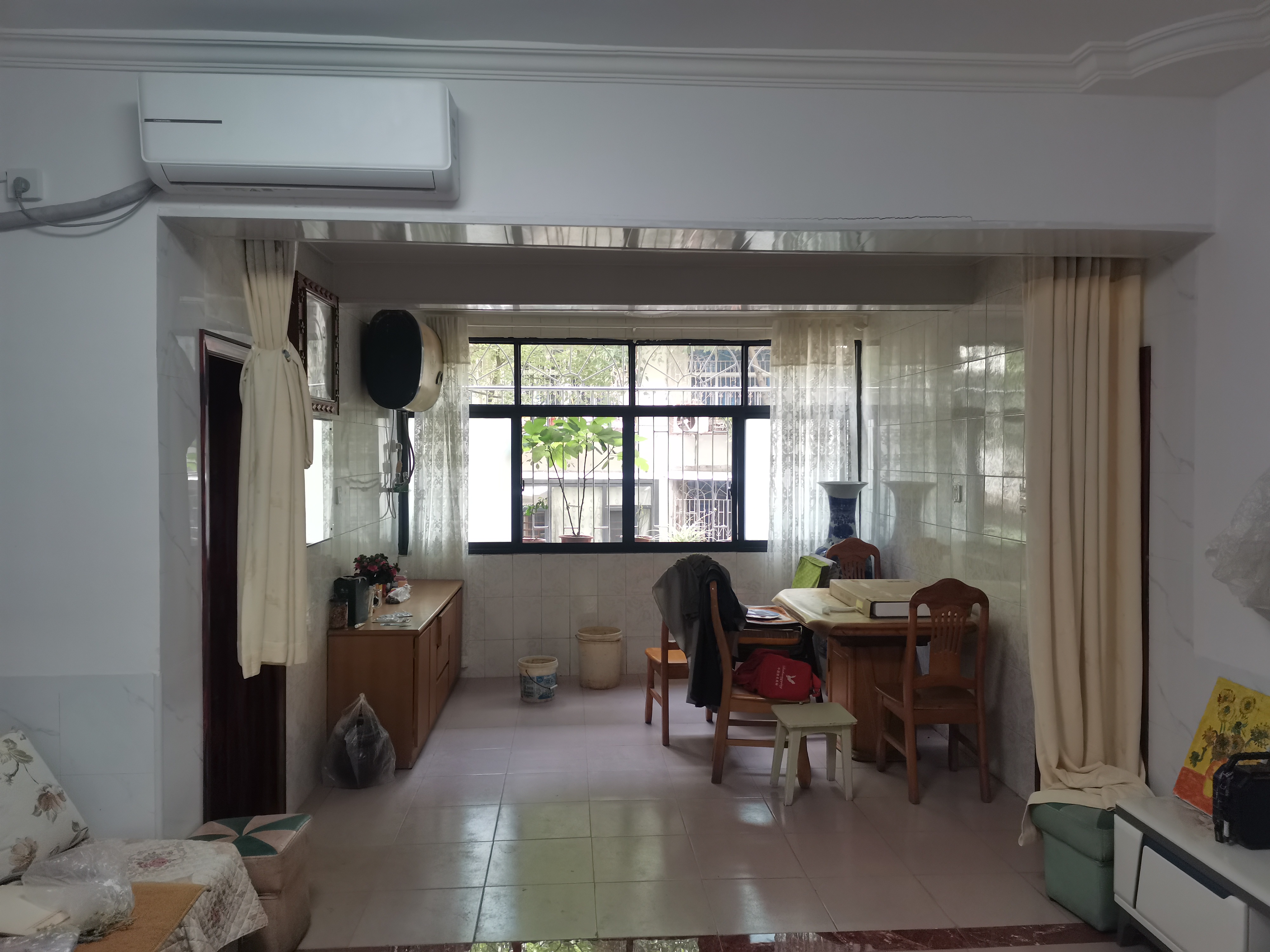 市人大政协机关大院住宅区（老市委）  3室2厅1卫   59.80万