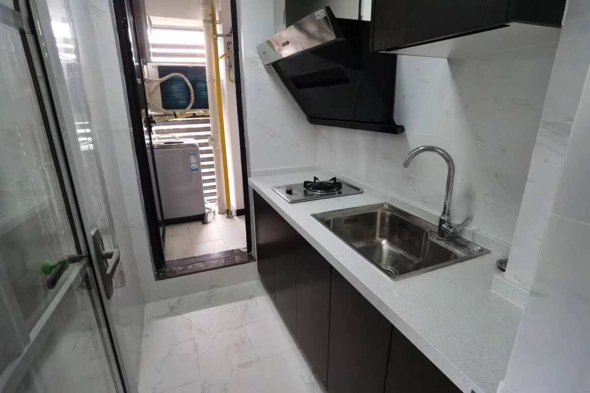 和瑞欢乐城二期  1室1厅1卫    1800.0元/月室内图