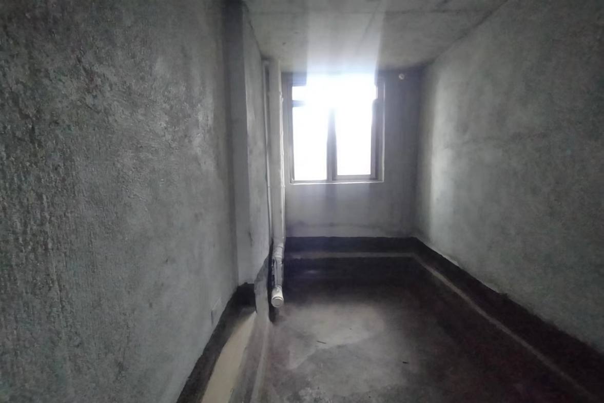 科技创新大厦 4室2厅2卫 98.0万 科技创新大厦 4室2厅2卫 98.0万室内图