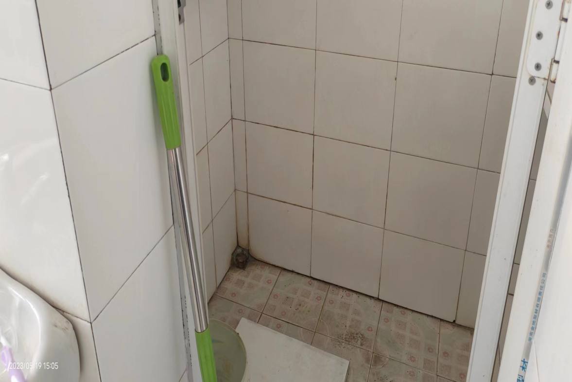 资江机家属院  2室2厅1卫   700.00元/月室内图