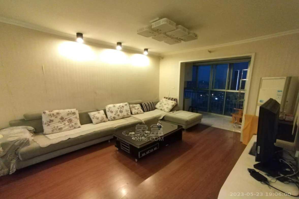 九天国际 3室1厅1卫 2000.0元/月 九天国际 3室1厅1卫 2000.0元/月室内图