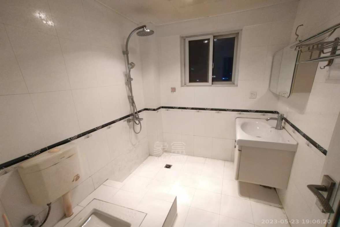 九天国际 3室1厅1卫 2000.0元/月 九天国际 3室1厅1卫 2000.0元/月室内图