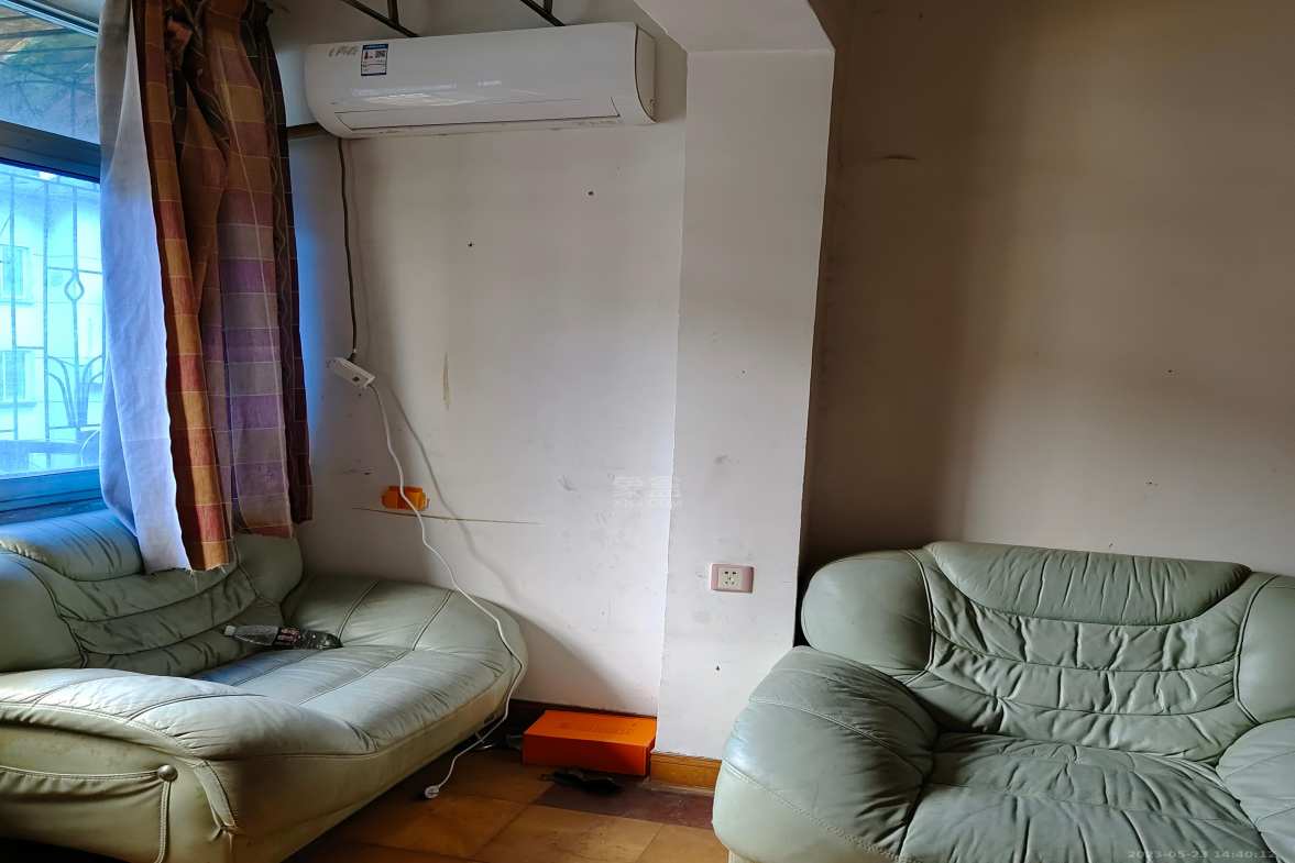 花园一村  2室2厅1卫    1000.0元/月室内图