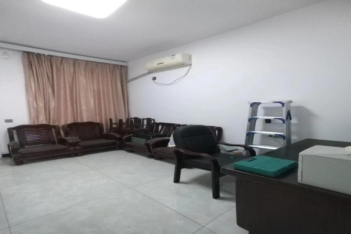 谭家山社区  2室2厅1卫    23.8万室内图