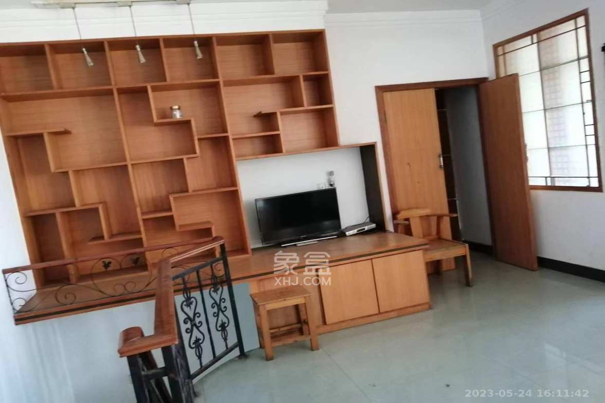 泰格林纸  5室3厅3卫   2200.00元/月室内图
