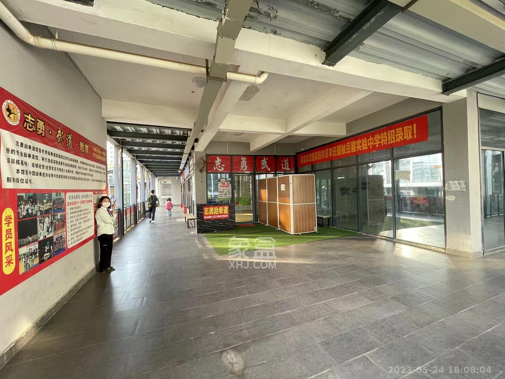 融科东南海   142.13㎡      4260.0元/月室内图