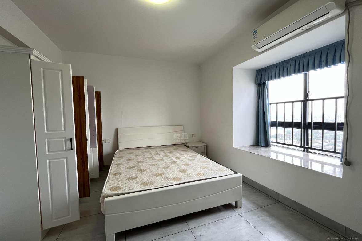 文化园三期  2室2厅1卫    1900.0元/月室内图