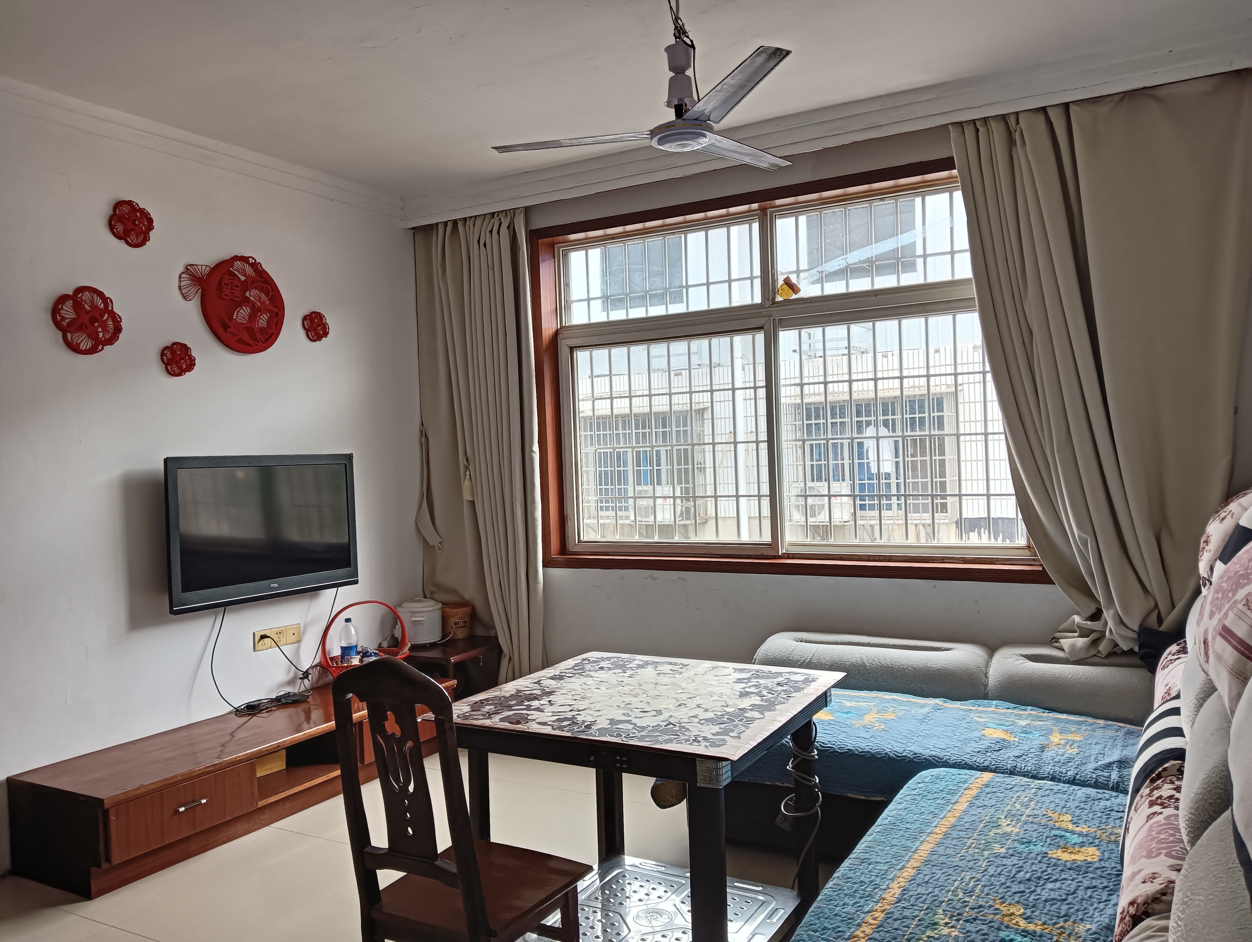 育财农贸市场（民营市场）  3室2厅2卫    46.0万