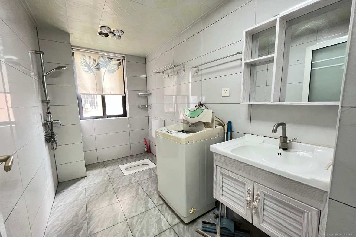 文化园三期  2室2厅1卫    1900.0元/月室内图