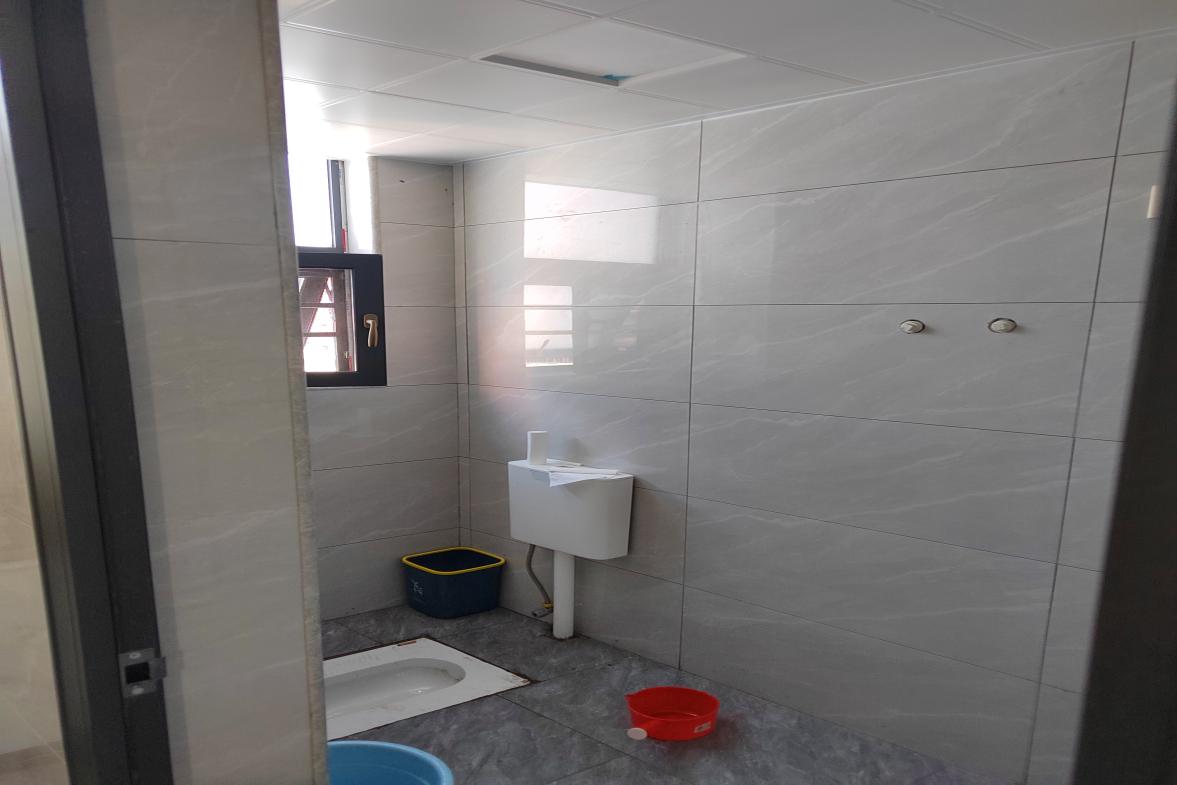 涟钢散盘  1室1厅1卫    800.0元/月室内图