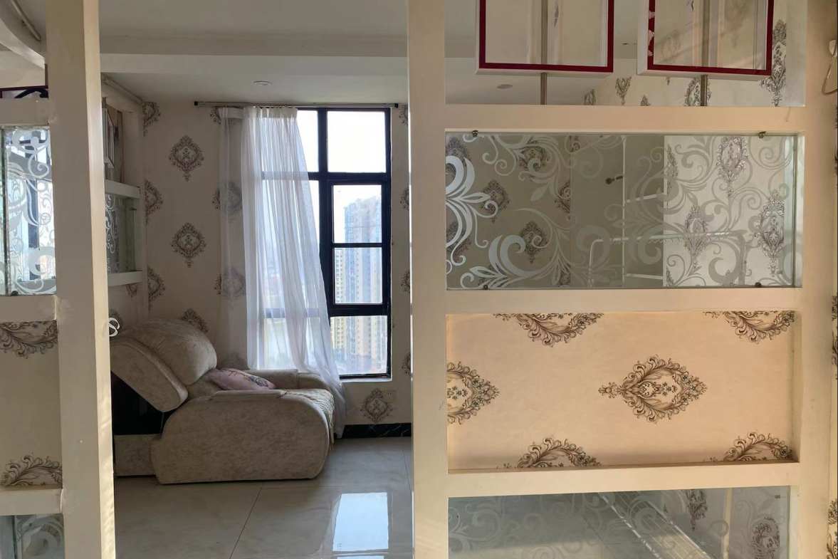 众一桂府  2室1厅1卫    1500.0元/月室内图