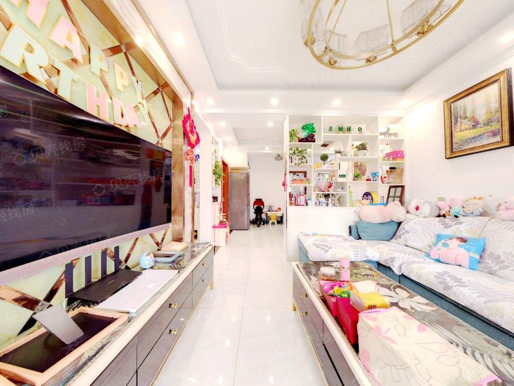 新保利清能西海岸北区  3室2厅1卫   125.00万客厅