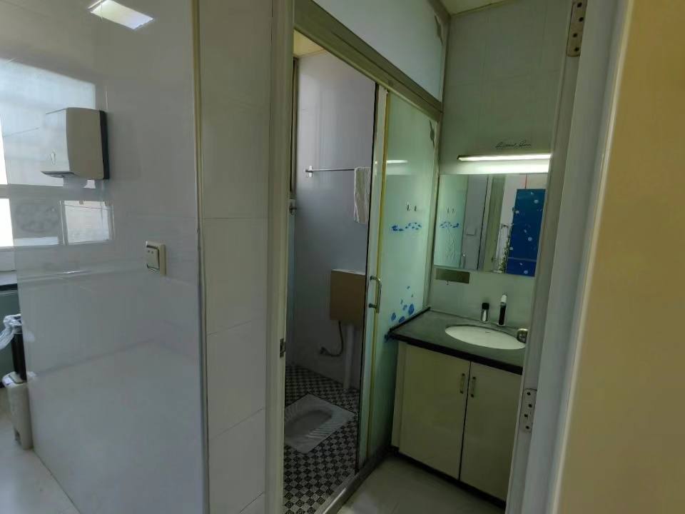卫生局家属楼  3室1厅1卫   75.00万室内图