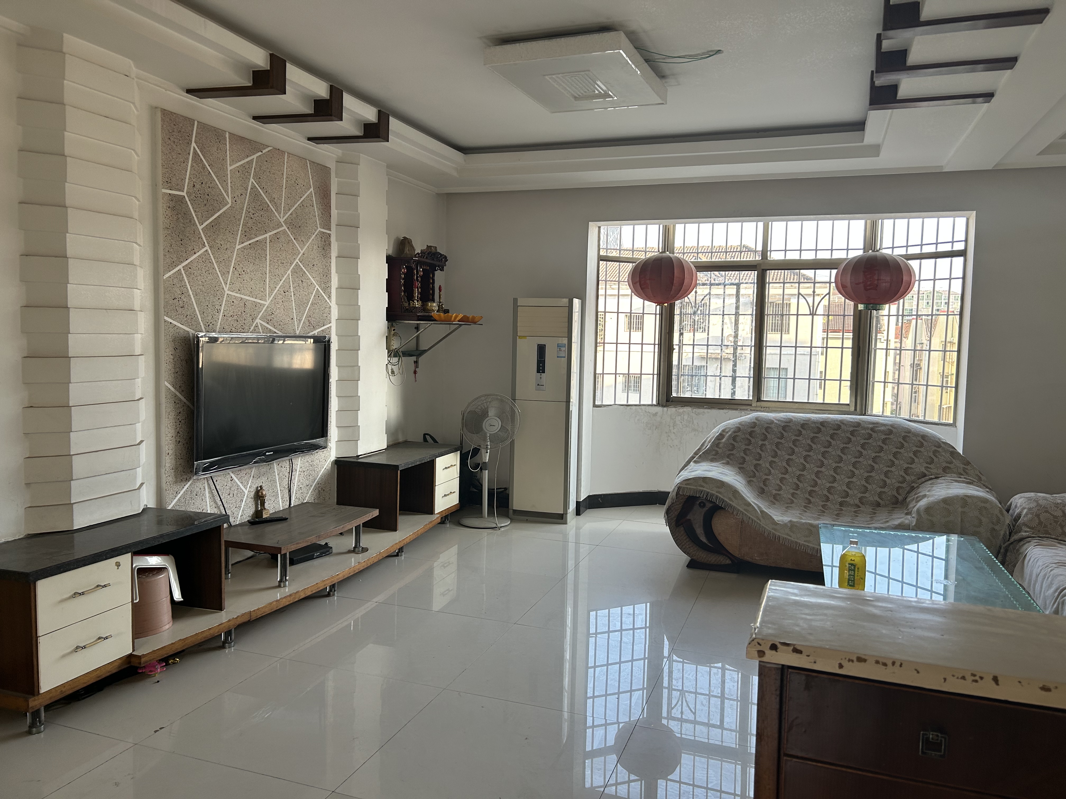 山海翠园  0室0厅0卫    70.8万